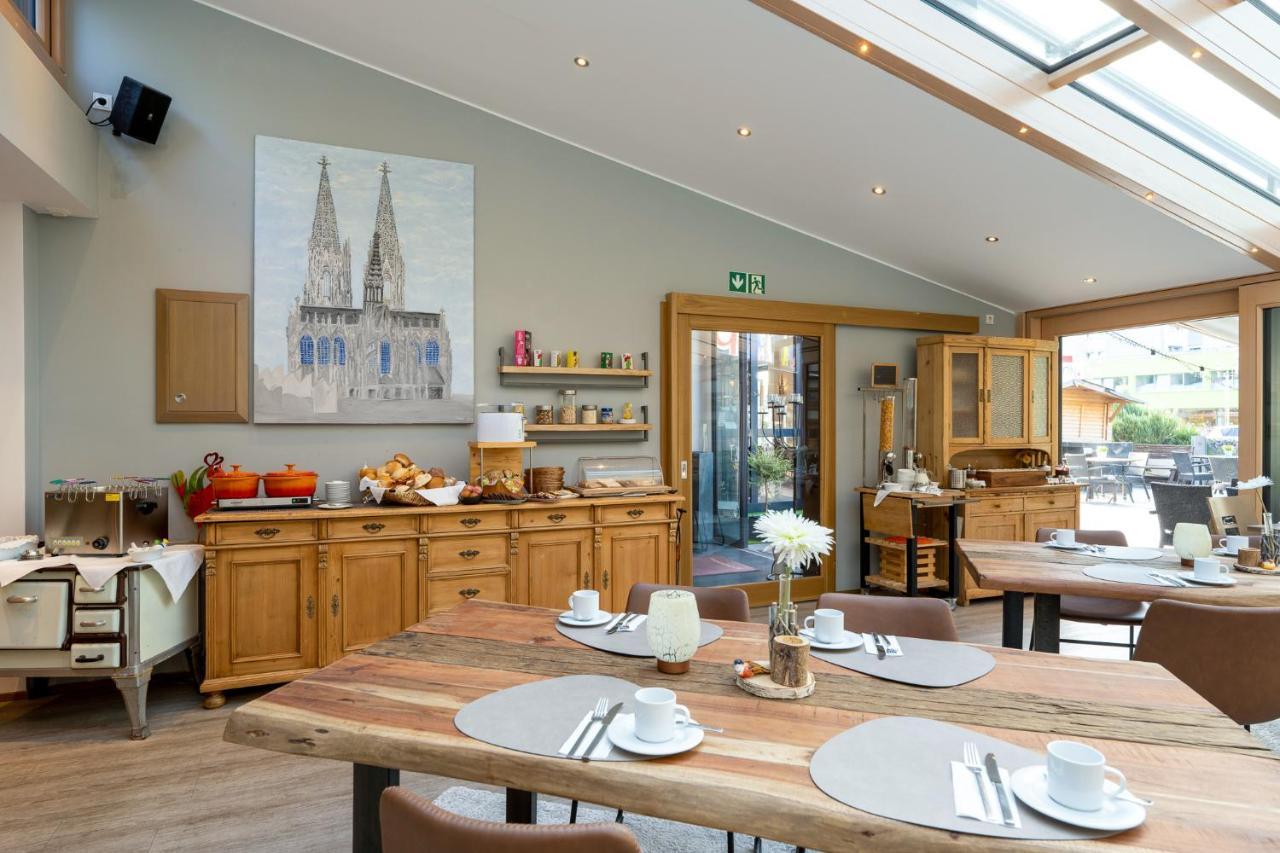 Triton Hotel Cologne Luaran gambar