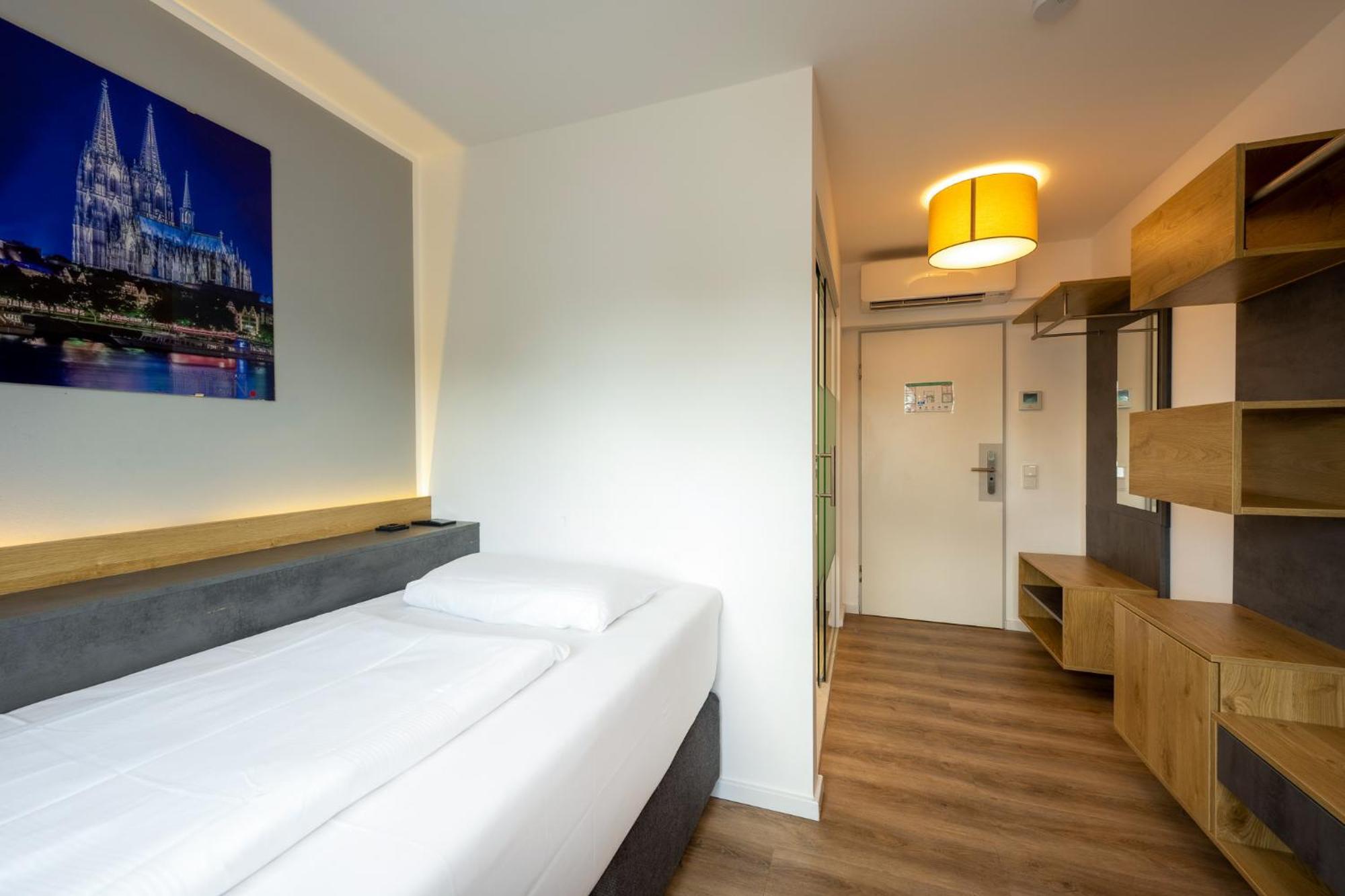 Triton Hotel Cologne Luaran gambar